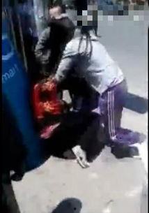 网友爆料女儿被打死视频,网友曝光惊人视频揭露校园暴力悲剧  第2张 网友爆料女儿被打死视频,网友曝光惊人视频揭露校园暴力悲剧  第2张